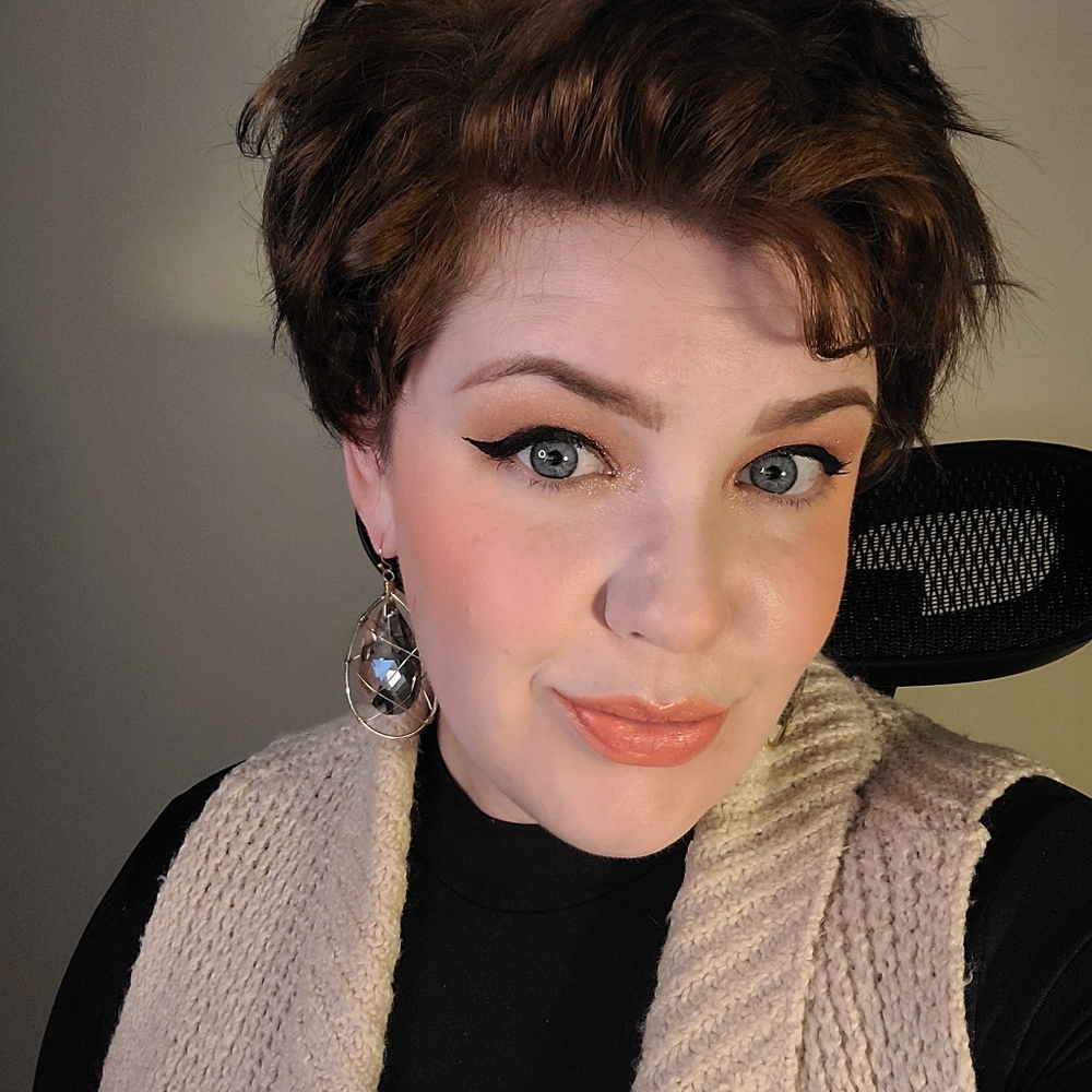 Meet your Posher, Shanni